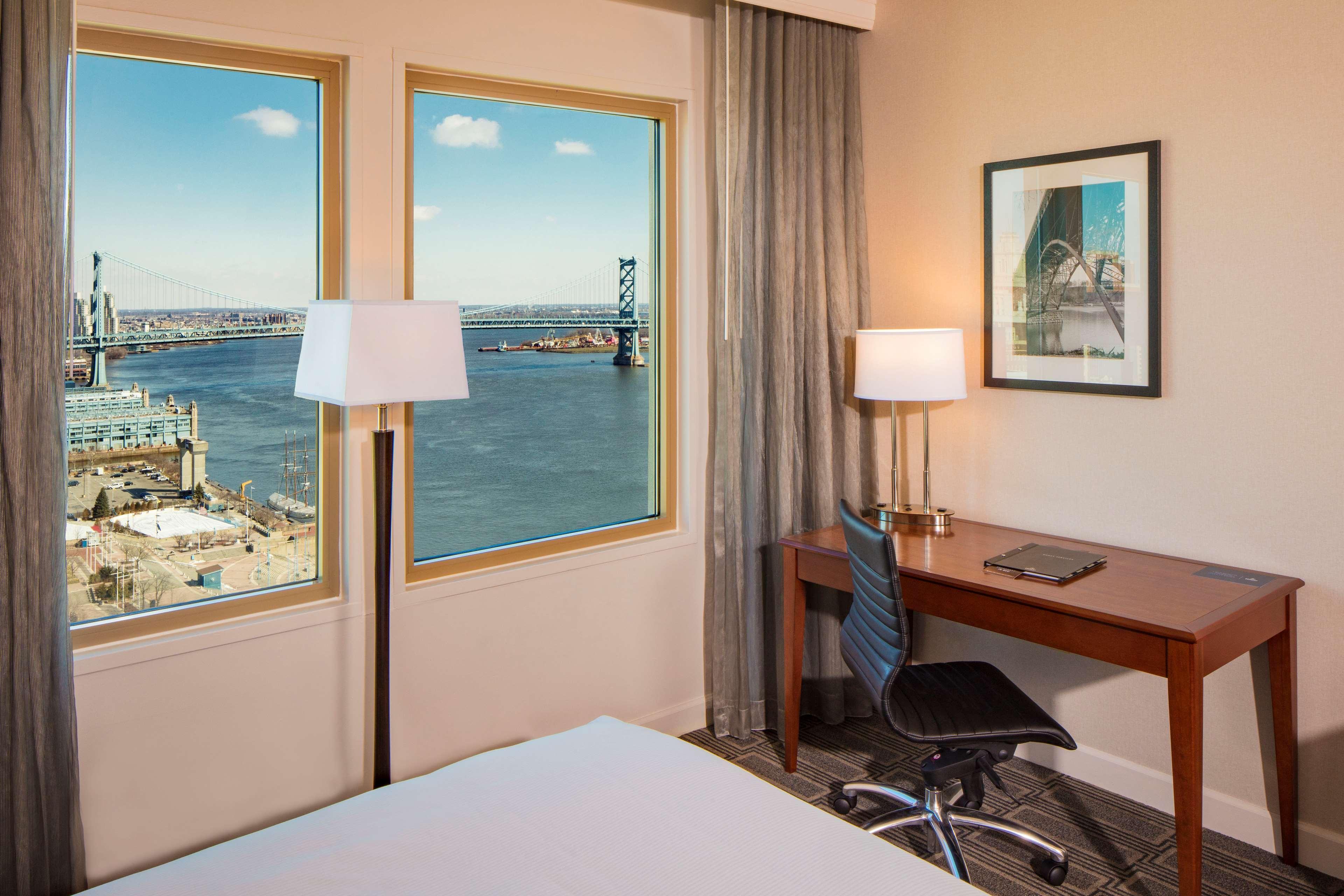 Hilton Philadelphia At Penn'S Landing Hotel Kamer foto