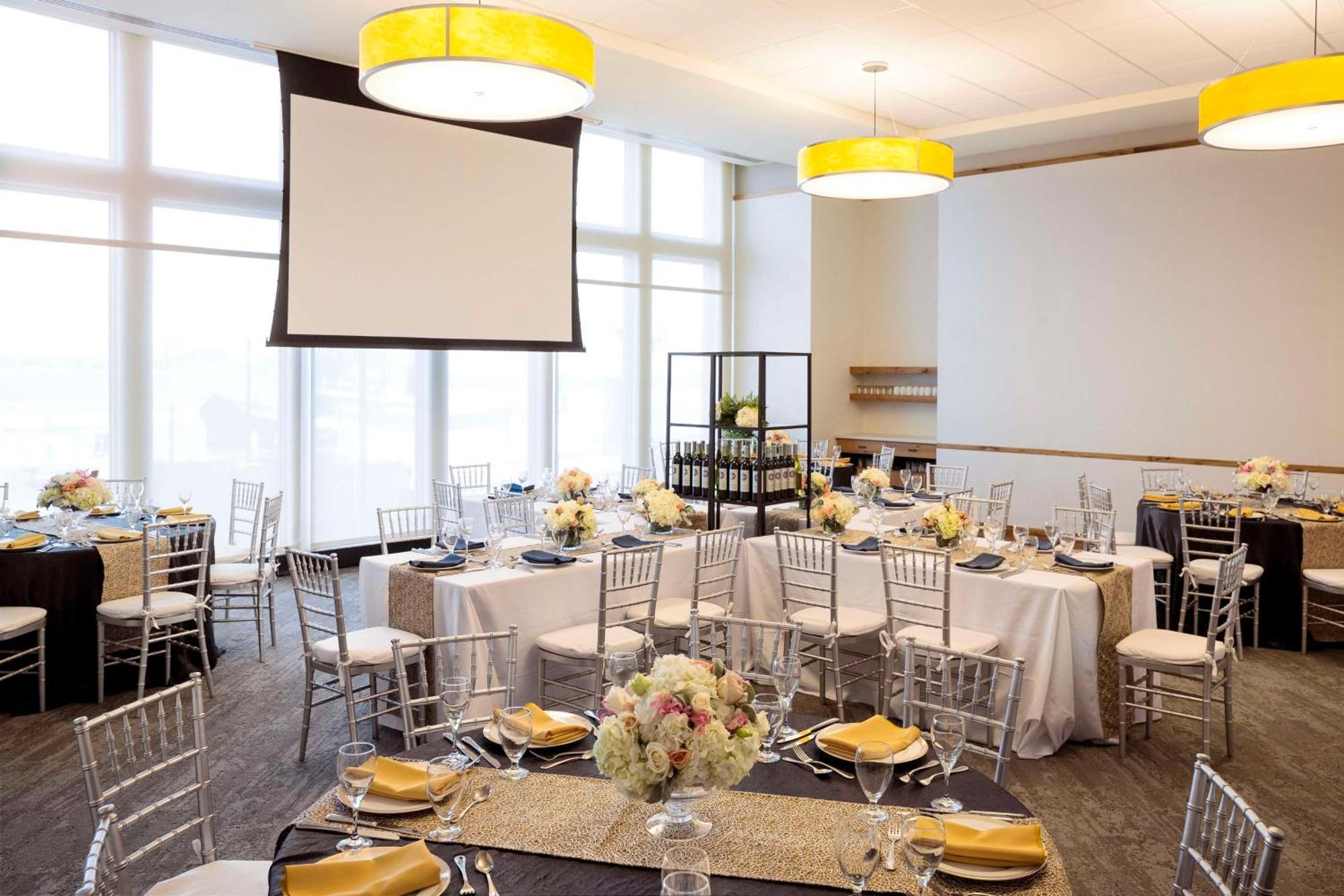 Hilton Philadelphia At Penn'S Landing Hotel Buitenkant foto