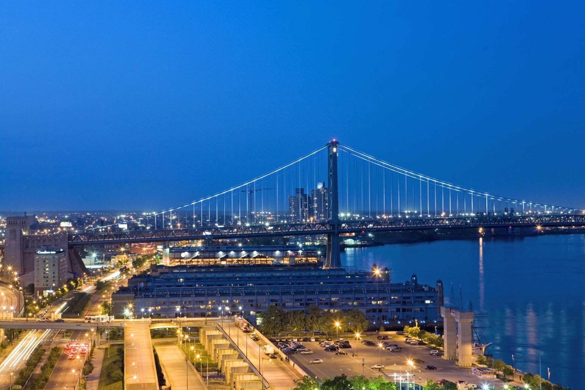 Hilton Philadelphia At Penn'S Landing Hotel Buitenkant foto