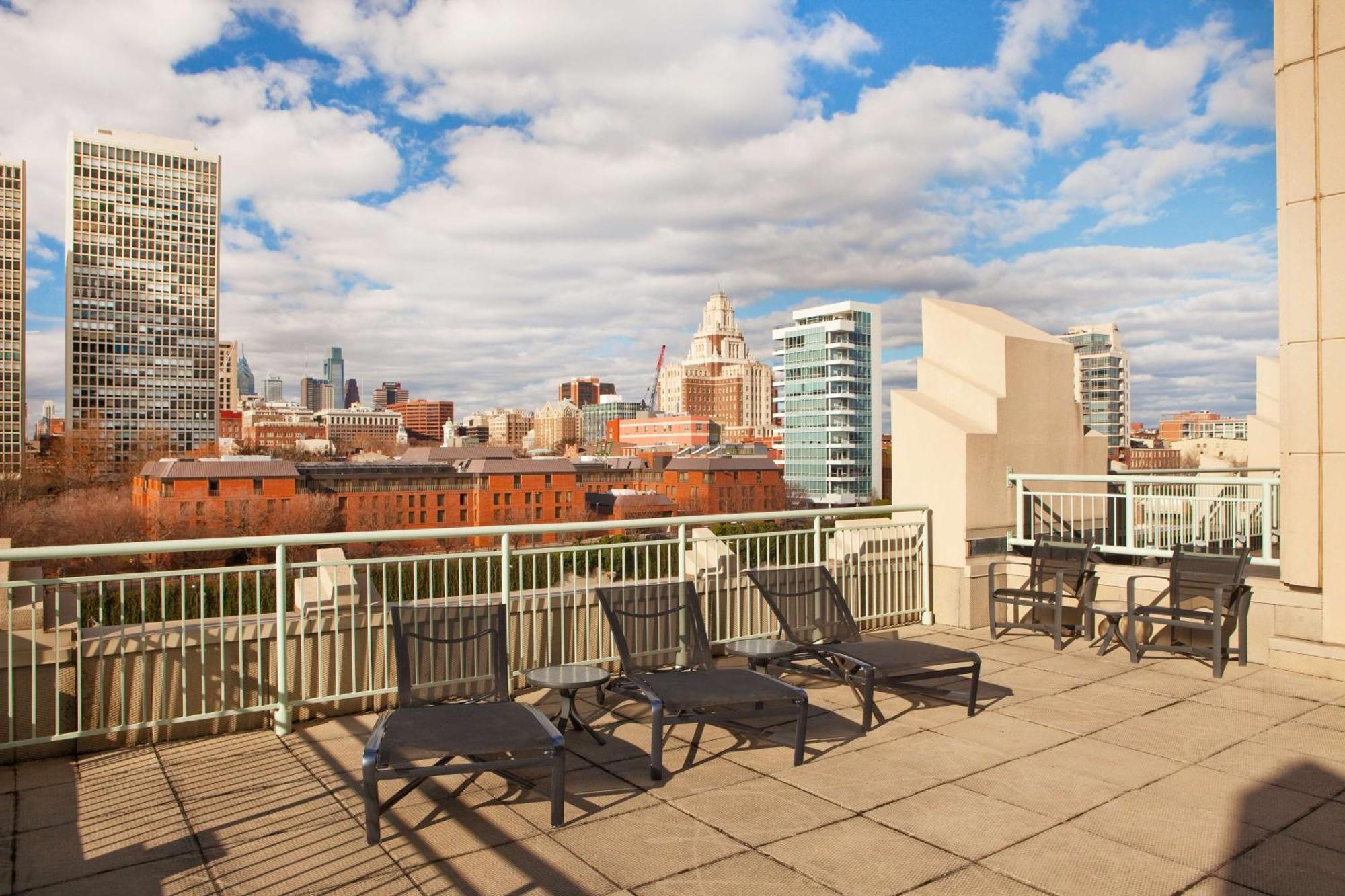 Hilton Philadelphia At Penn'S Landing Hotel Buitenkant foto